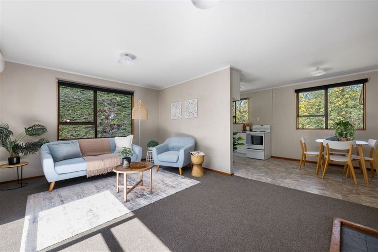 Photo of property in 80 Hawkesbury Road, Hawkesbury, Blenheim, 7272