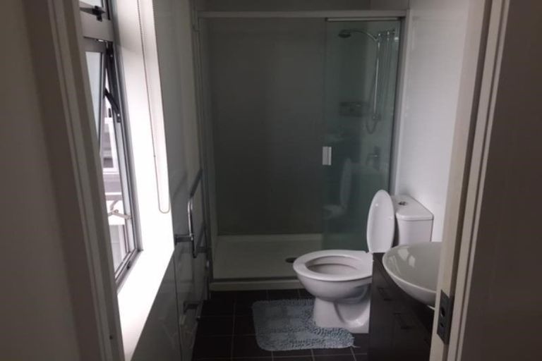 Photo of property in 135 Victoria Street, Cambridge, 3434