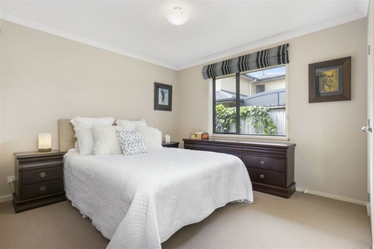 Photo of property in 9 Piriti Drive, Te Atatu Peninsula, Auckland, 0610