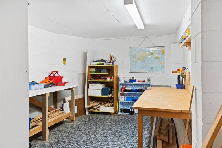 Photo of property in 10 Stormont Place, Avonhead, Christchurch, 8042