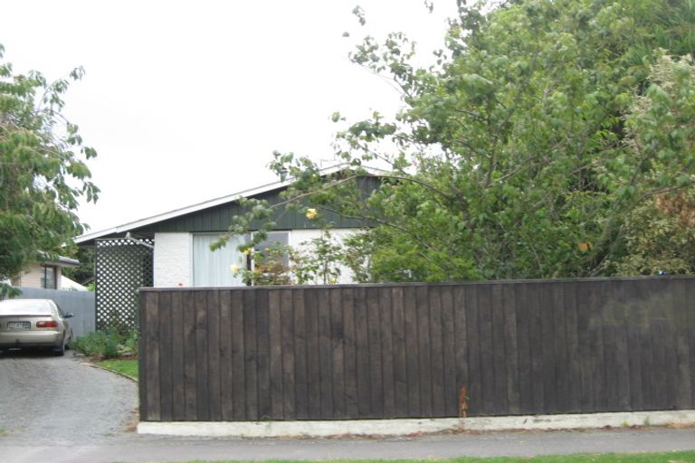 Photo of property in 24 Salmond Street, Hoon Hay, Christchurch, 8025