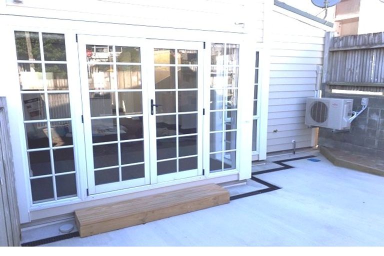 Photo of property in 97a Tasman Street, Mount Cook, Wellington, 6021