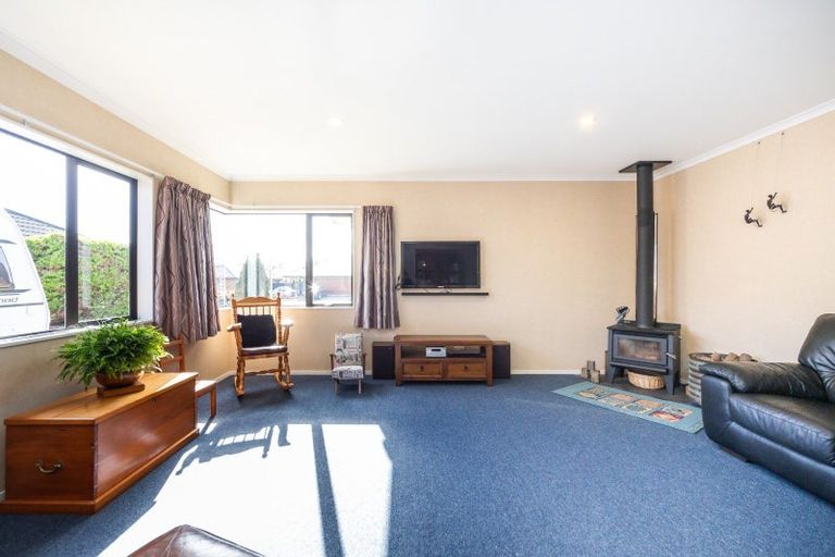 Photo of property in 54 Peter Hall Drive, Kelvin Grove, Palmerston North, 4414