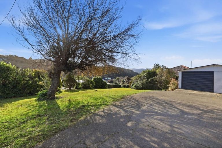Photo of property in 8 Martin Road, Fairfield, Dunedin, 9018