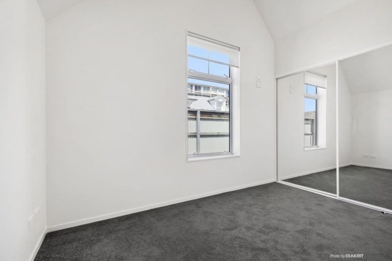 Photo of property in Pirie Street Townhouses, 31/35u Pirie Street, Mount Victoria, Wellington, 6011