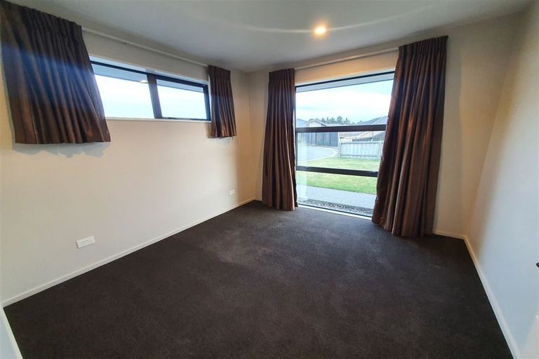 Photo of property in 10 Kiddy Place, Rolleston, 7614