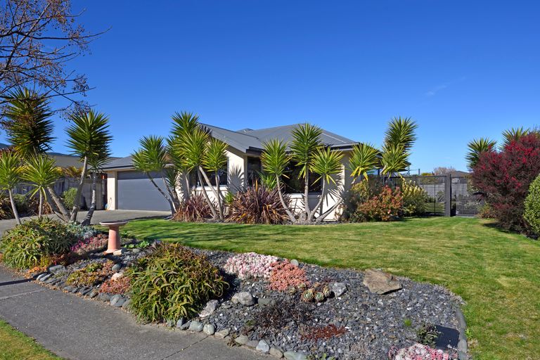 Photo of property in 31 Monaco View, Stoke, Nelson, 7011