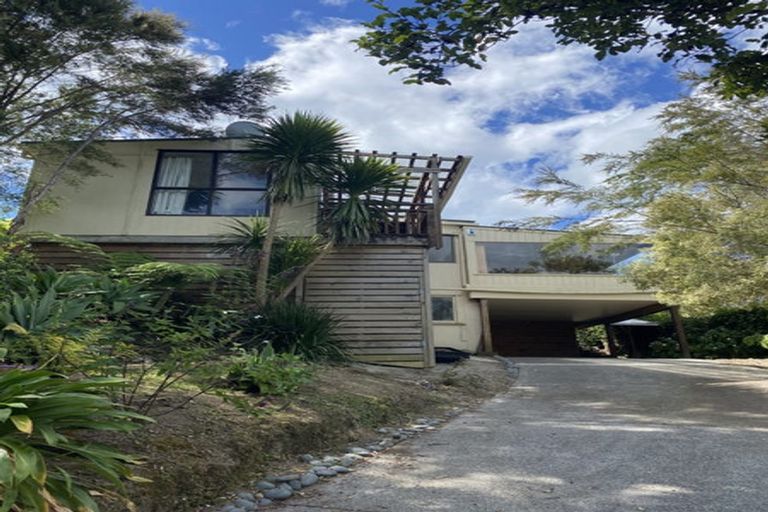 Photo of property in 71 Howard Road, Orere Point, Papakura, 2585