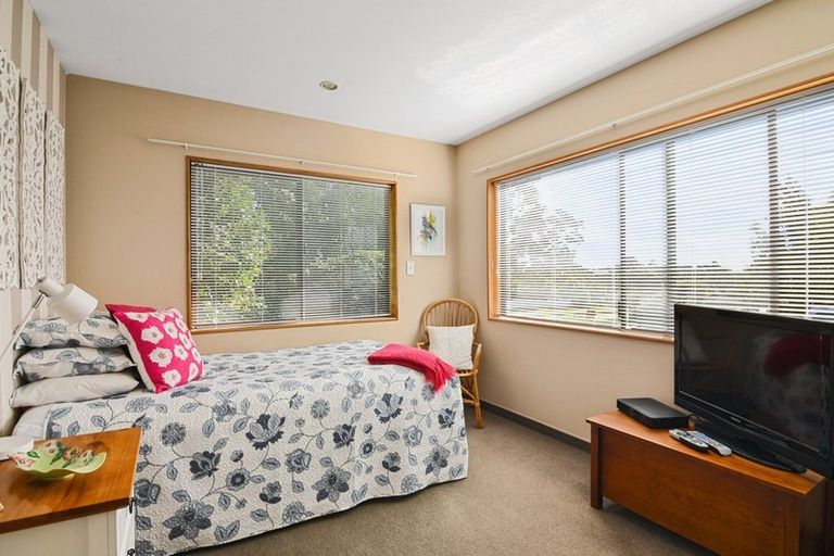 Photo of property in 44 Farnham Drive, Richmond, 7020