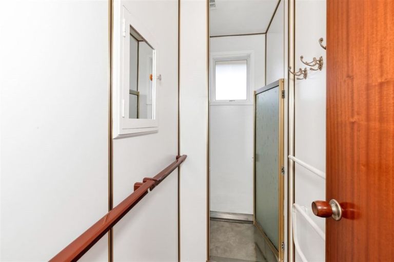 Photo of property in 1 Fraser Place, Rangiora, 7400