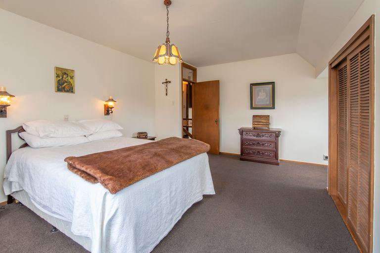 Photo of property in 24 Gothic Place, Ilam, Christchurch, 8041
