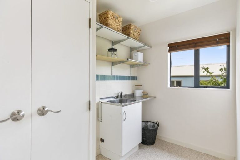 Photo of property in 47 Waverton Terrace, Churton Park, Wellington, 6037