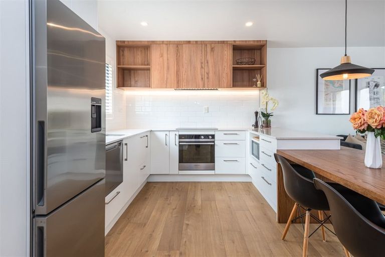 Photo of property in 2/211 Worcester Street, Christchurch Central, Christchurch, 8011