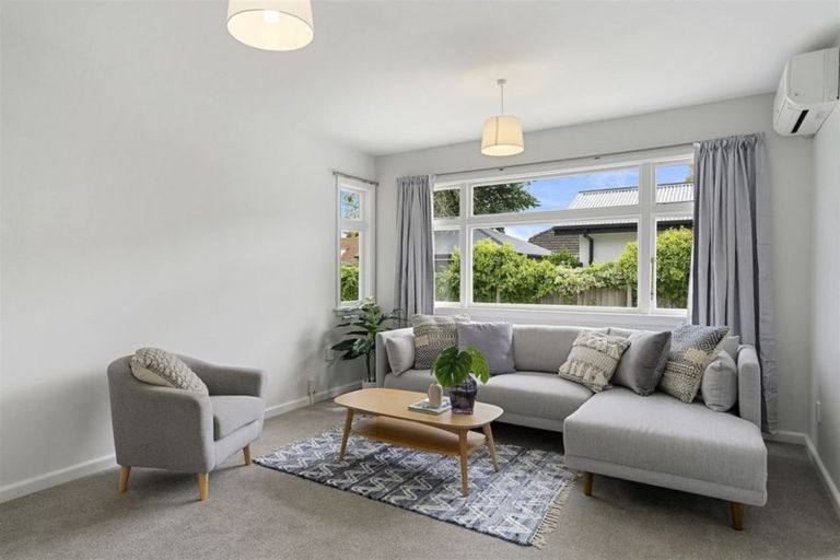 Photo of property in 16 Kenwyn Avenue, St Albans, Christchurch, 8052