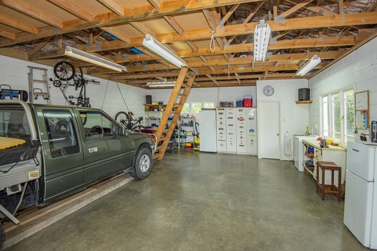 Photo of property in 25 Harbour View Road, Onerahi, Whangarei, 0110