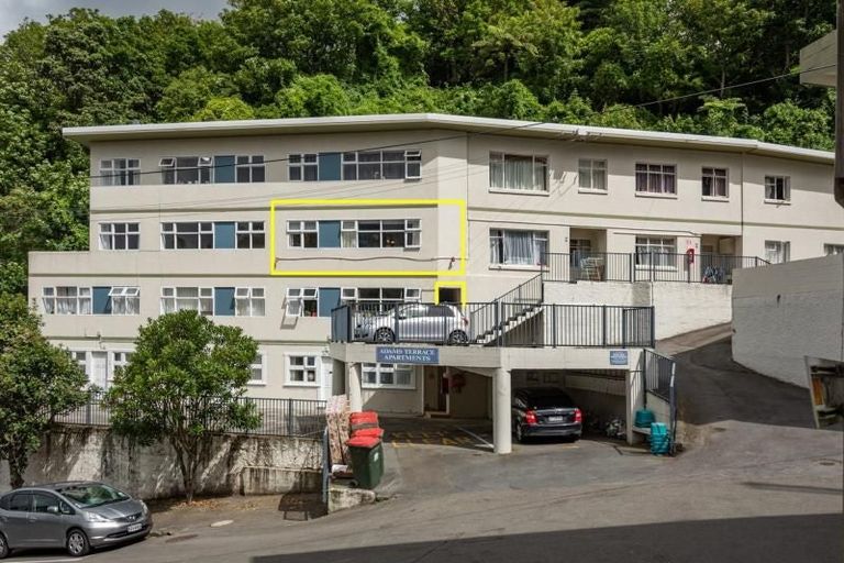 Photo of property in Parkland Flats, 10/51u Adams Terrace, Kelburn, Wellington, 6021