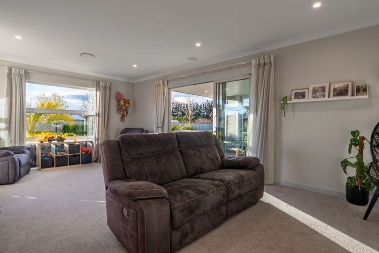 Photo of property in 79 Silver Peaks Drive, West Melton, 7618