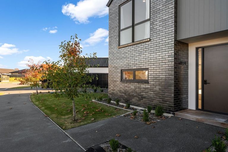 Photo of property in 17 Eminence Drive, Northwood, Christchurch, 8051
