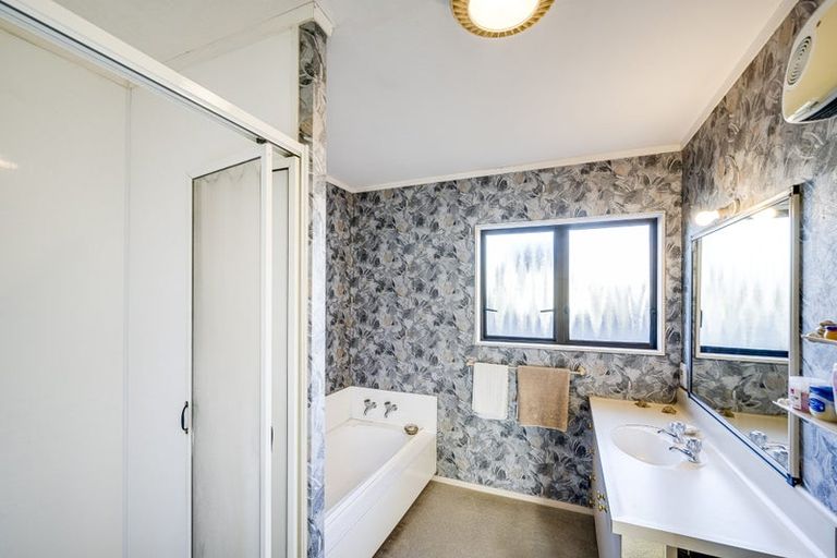 Photo of property in 2/290 Kennedy Road, Onekawa, Napier, 4110