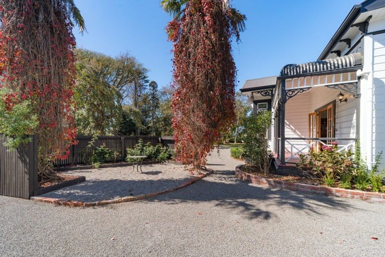 Photo of property in 254 Lockwood Road, Kairanga, Palmerston North, 4475