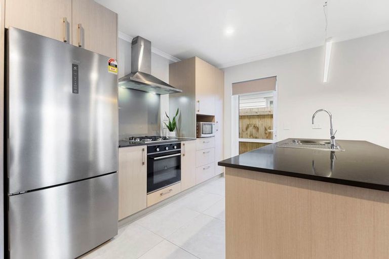 Photo of property in 23 Kutukutu Street, Takanini, 2112