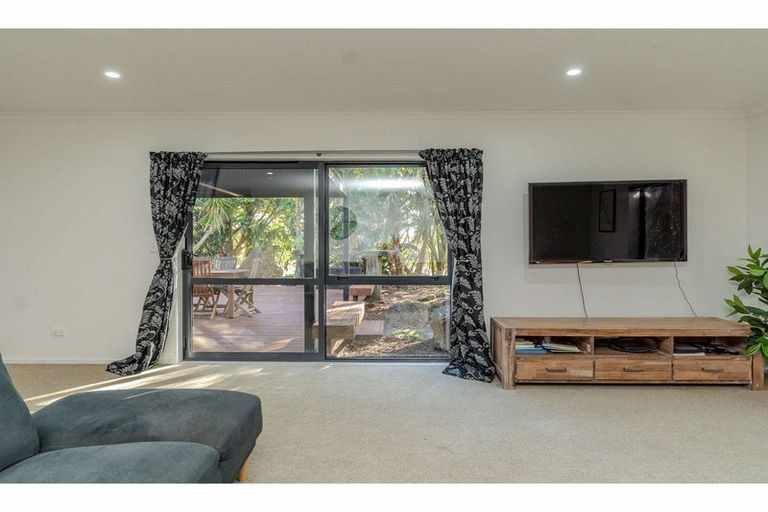 Photo of property in 530 Waimate North Road, Kerikeri, 0293