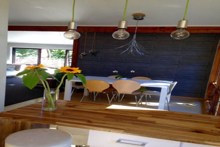 Photo of property in 35 Leinster Avenue, Raumati South, Paraparaumu, 5032