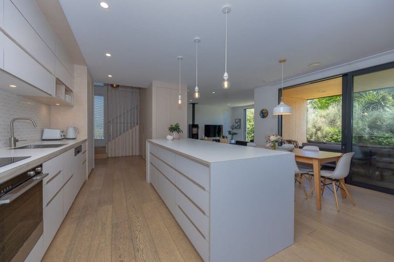 Photo of property in 1 Kamahi Street, Wanaka, 9305