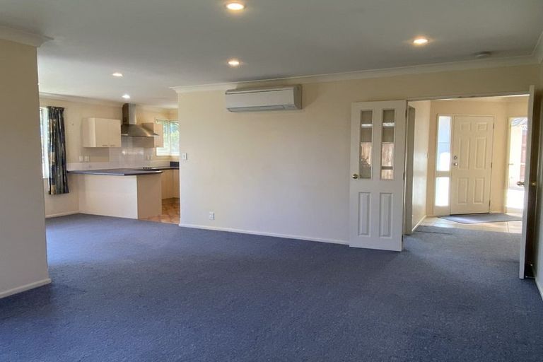 Photo of property in 15 Mounter Avenue, Northwood, Christchurch, 8051
