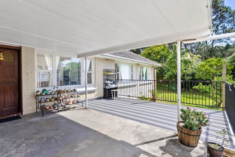 Photo of property in 2/13 Ocean View Road, Hillcrest, Auckland, 0627