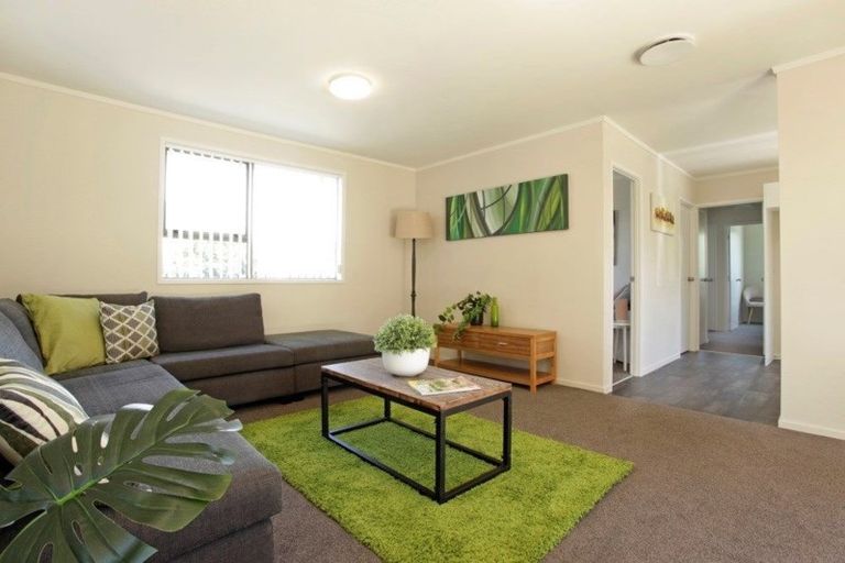 Photo of property in 51 John Walker Drive, Manurewa, Auckland, 2102