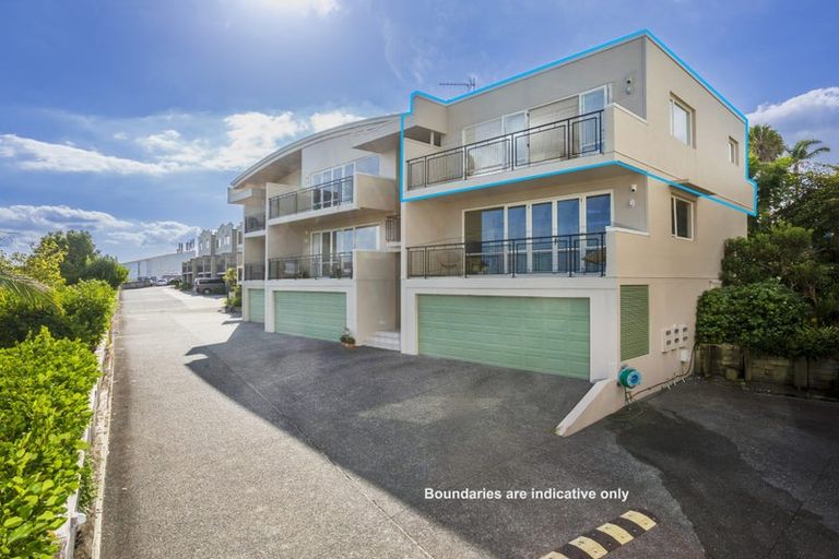 Photo of property in 18/166 Mokoia Road, Chatswood, Auckland, 0626