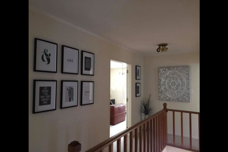 Photo of property in 70 Sailmaker Close, Whitby, Porirua, 5024