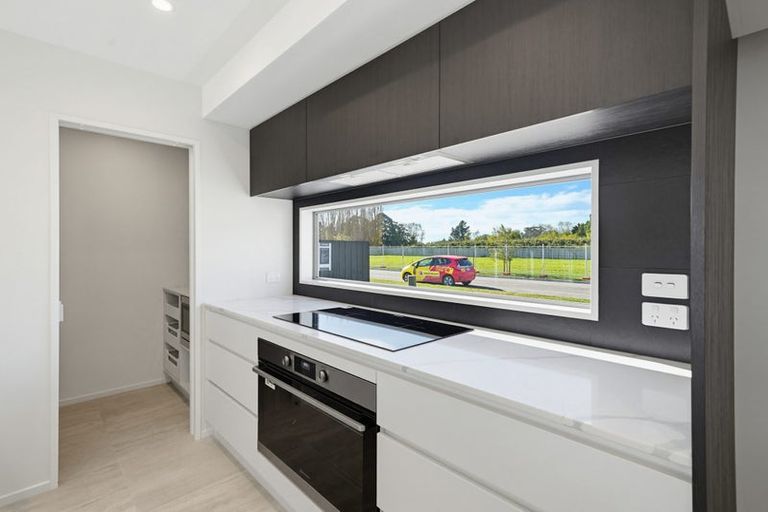 Photo of property in 43 Thirlwall Street, Woodend, 7610