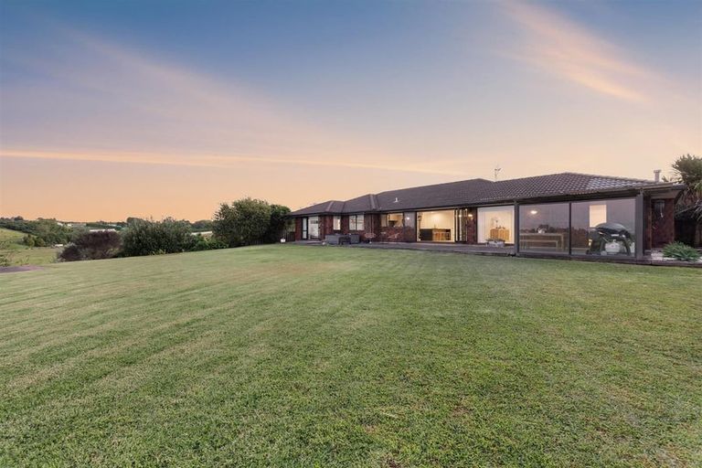 Photo of property in 43 Norm Freeman Drive, Te Puke, 3119