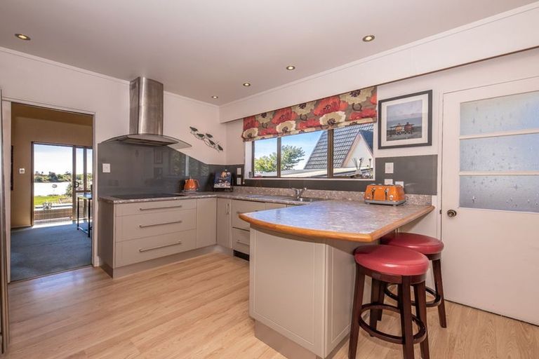 Photo of property in 27 Orowaiti Road, Westport, 7825