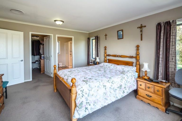 Photo of property in 302 Para Road, Parkvale, Carterton, 5792