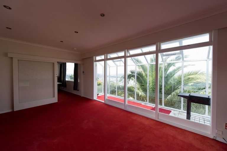 Photo of property in 12 Maple Grove, Kingston, Wellington, 6021