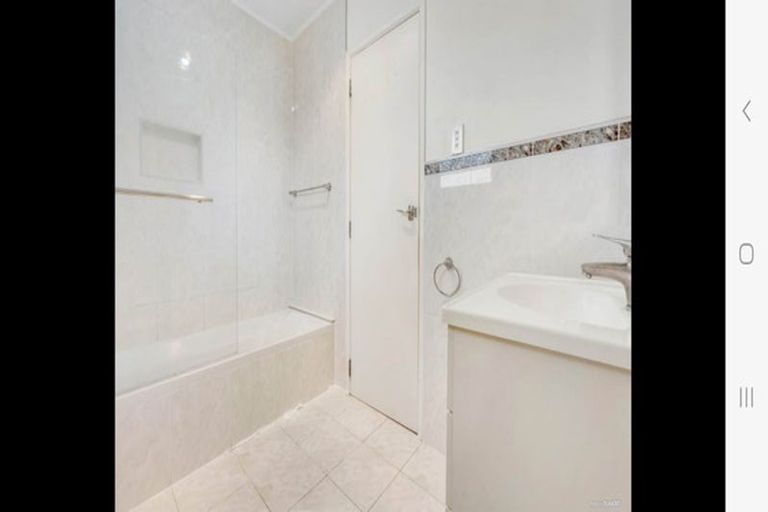 Photo of property in 16 Union Road, Howick, Auckland, 2014