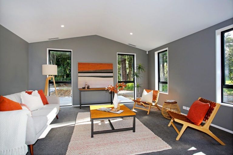 Photo of property in 6 Will Cooper Way, Tuakau, 2121