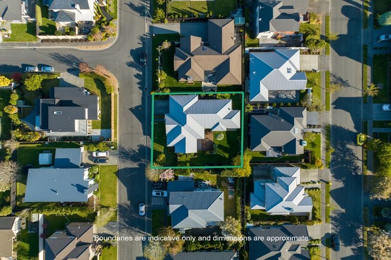 Photo of property in 7 Applefield Court, Northwood, Christchurch, 8051