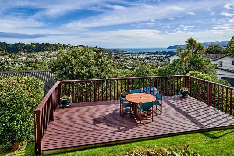 Photo of property in 36 Mercury Way, Whitby, Porirua, 5024