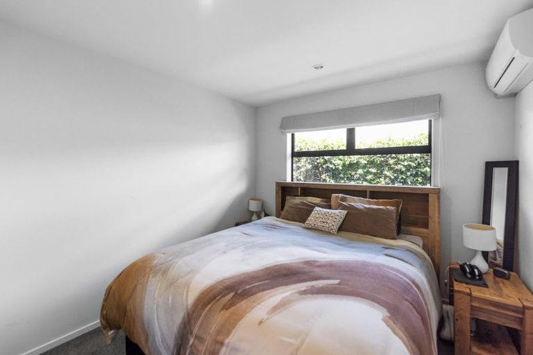 Photo of property in 15 Pohutukawa Parade, Riverhead, 0820