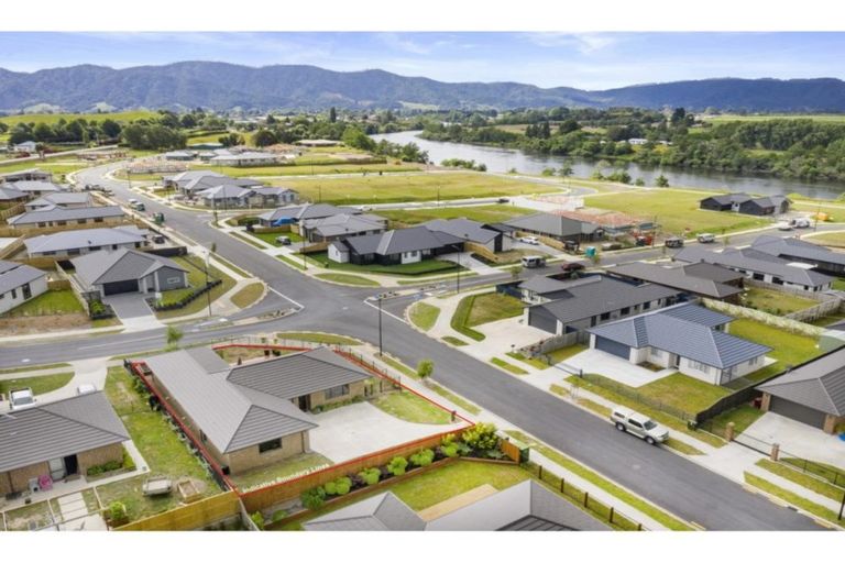 Photo of property in 2 Matawhero Place, Ngaruawahia, Hamilton, 3288