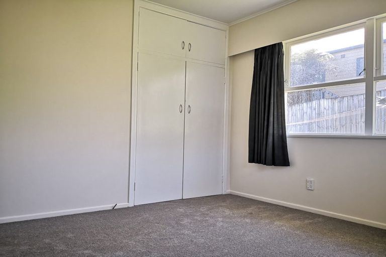 Photo of property in 3 Blenheim Street, Glenfield, Auckland, 0629