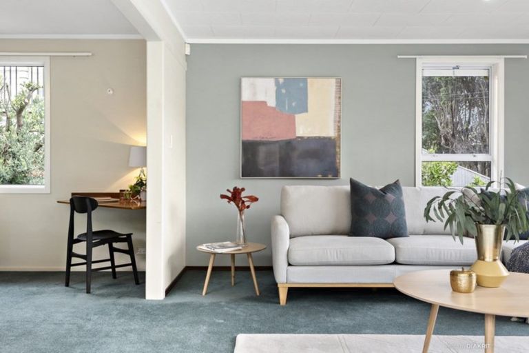Photo of property in 6 Linwood Way, Island Bay, Wellington, 6023