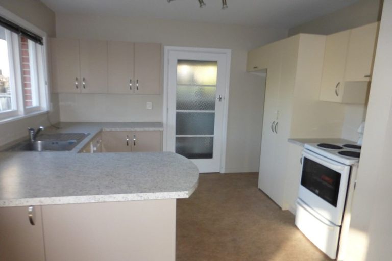 Photo of property in 4 Croziers Road, St Albans, Christchurch, 8052