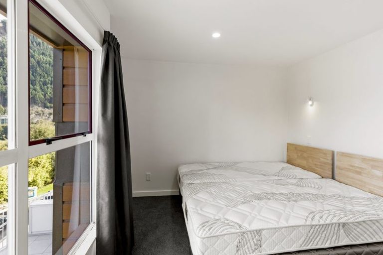 Photo of property in 5a Anderson Heights, Queenstown, 9300