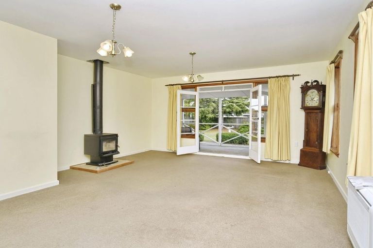 Photo of property in 560 Main North Road, Belfast, Christchurch, 8051