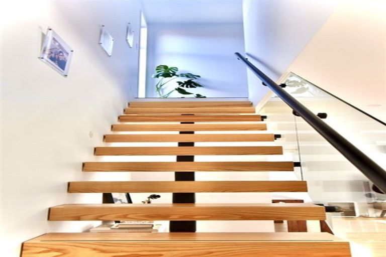 Photo of property in 49 Forfar Street, St Albans, Christchurch, 8014